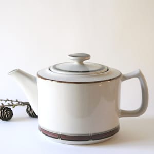 Danish Stoneware Teapot. SELANDIA by Desiree. Mid Century Modern tea pot.