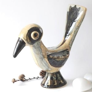 Søholm Bird. Danish studio pottery. Large Bird figurine by Gerd Hiort Petersen. Soholm Denmark. Mid century modern sculpture