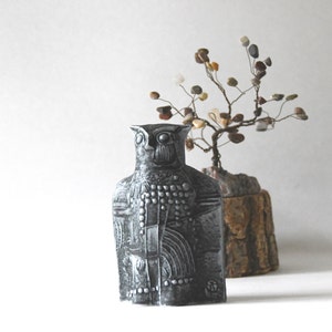 Owl by Bertil Vallien. Rorstrand TERRA. Mythical Owl Sculpture with Iron oxide glaze. Swedish Brutalist Scandinavian modern Decor