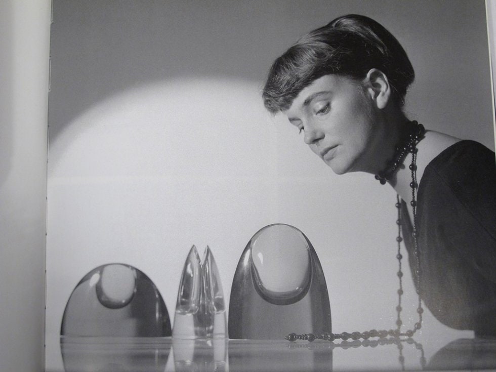 リーヒメーン・ラシ用ナニー・スティル・レッド・アポロ・ランプ。北欧