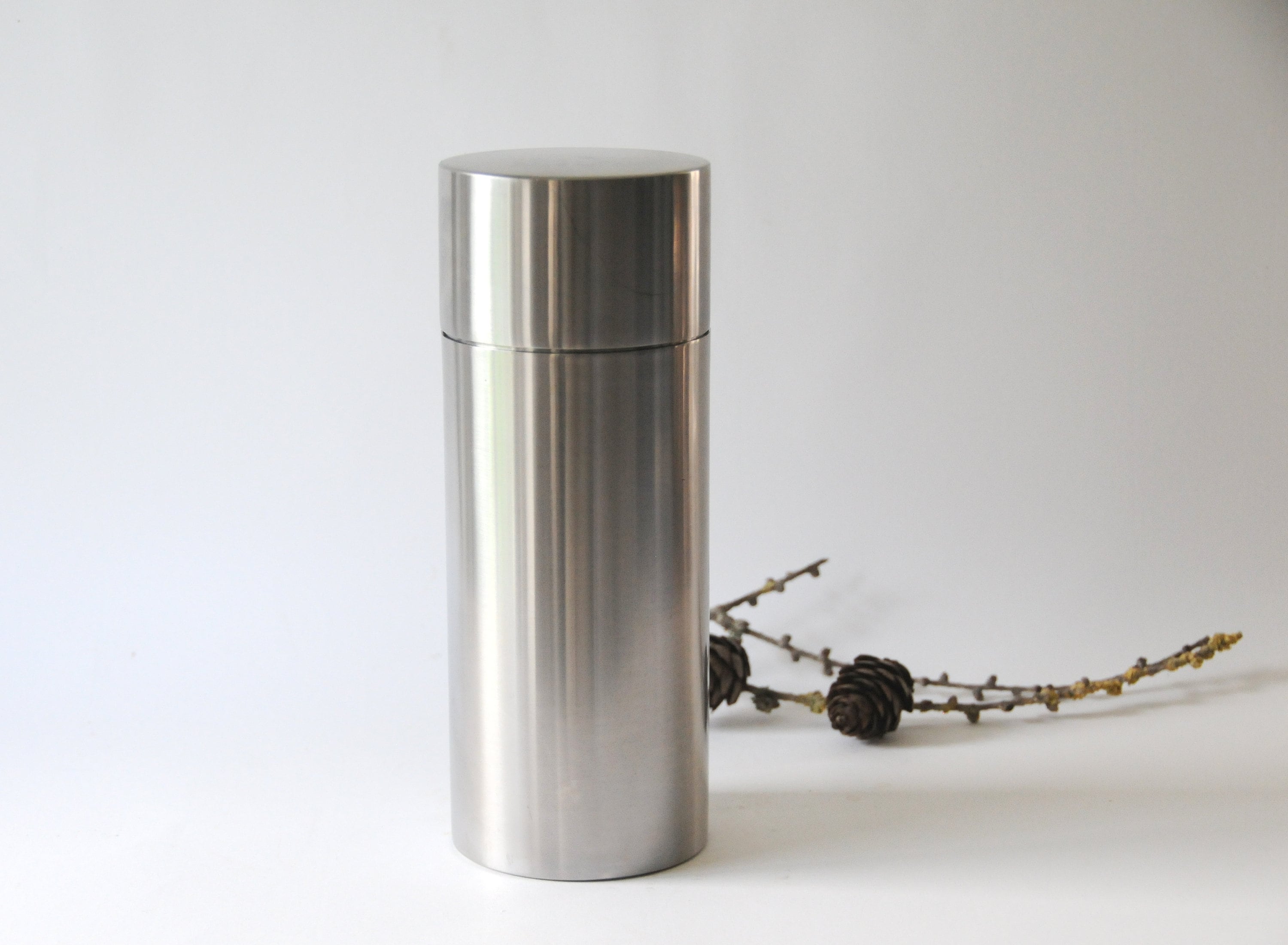 Arne Jacobsen, Cylinda Line Cocktail Shaker for Stelton. Danish