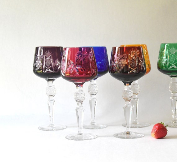クリスタルカラーワイングラス6個。赤ワイングラス。8.5オンス。ハンド