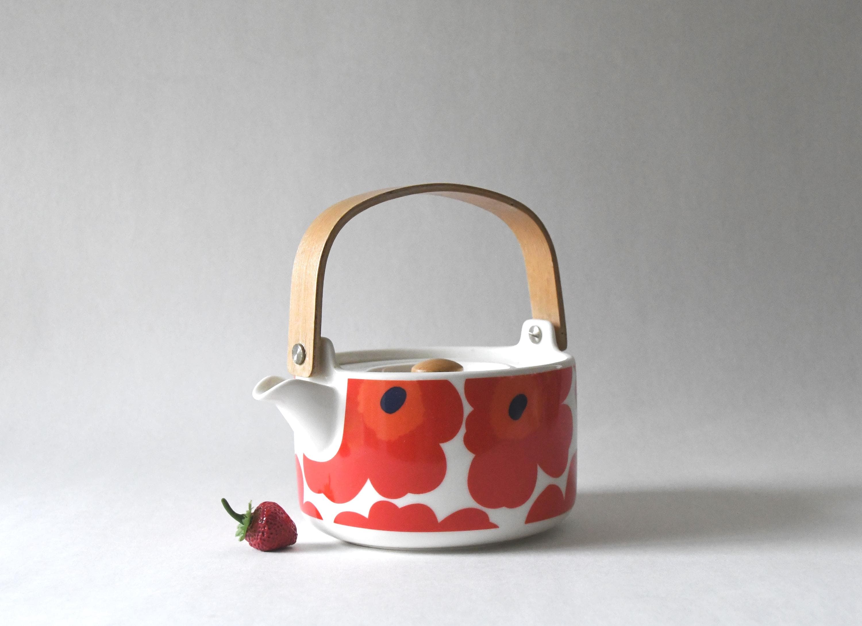 marimekko ティーポット Teapot Marimekko Finland. Tea Pot UNIKKO Pattern. Nordic Mid