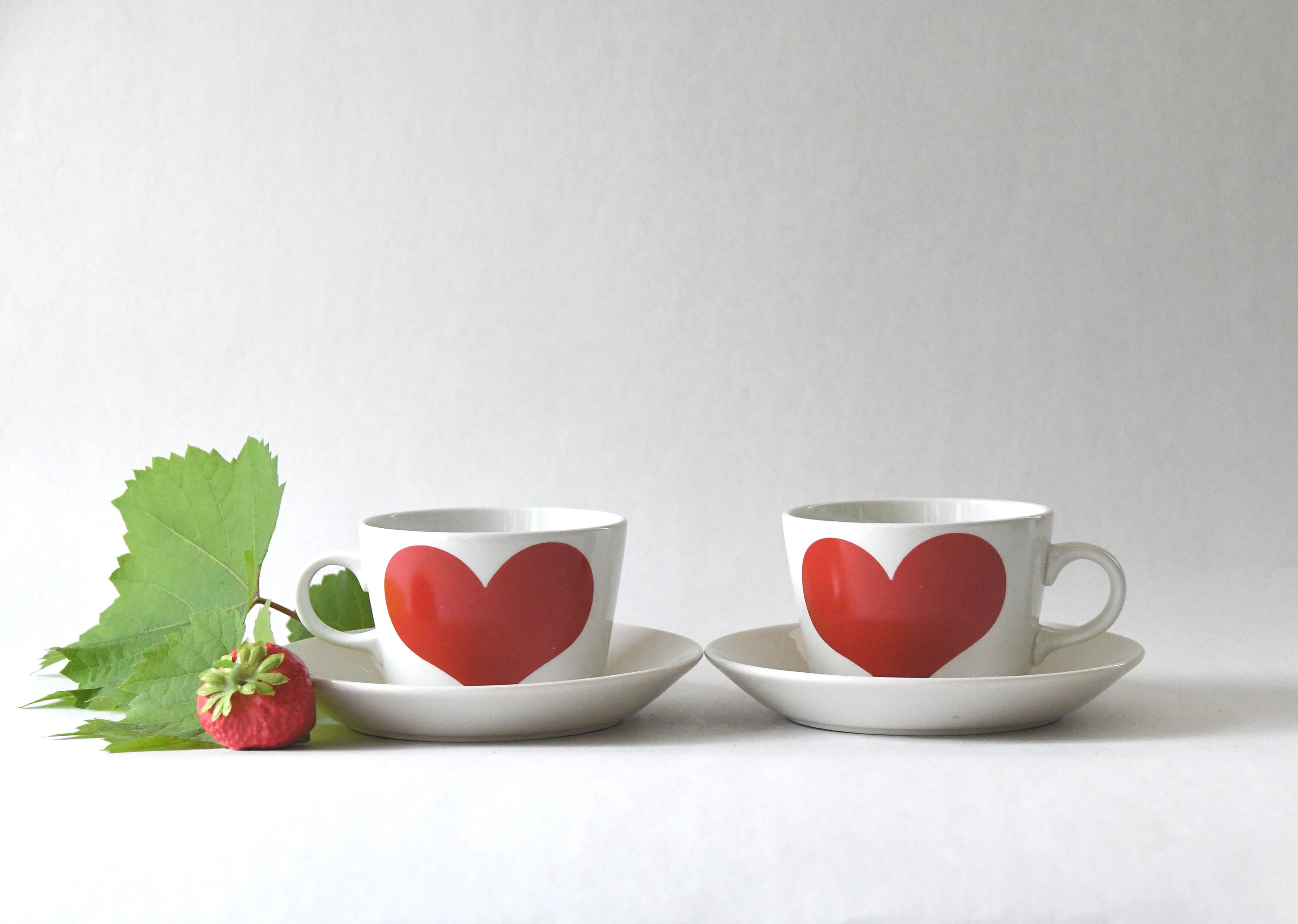 Rare! Arabia Finland. Teema Cups and Saucers. 2 Heart Cups by Kaj