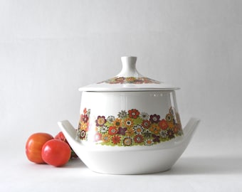 ２体セット販売 アメリカのカントリー・ドール FANNY TURGEON'S Figgjo Flint FOLKLORE Large Tureen With Lid, by Turi Gramstad