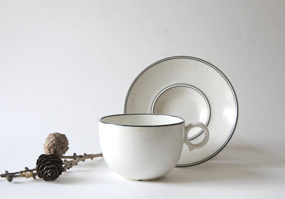 グスタフスベリ スウェーデン。スティグ・リンドベリのBIRKA ティー