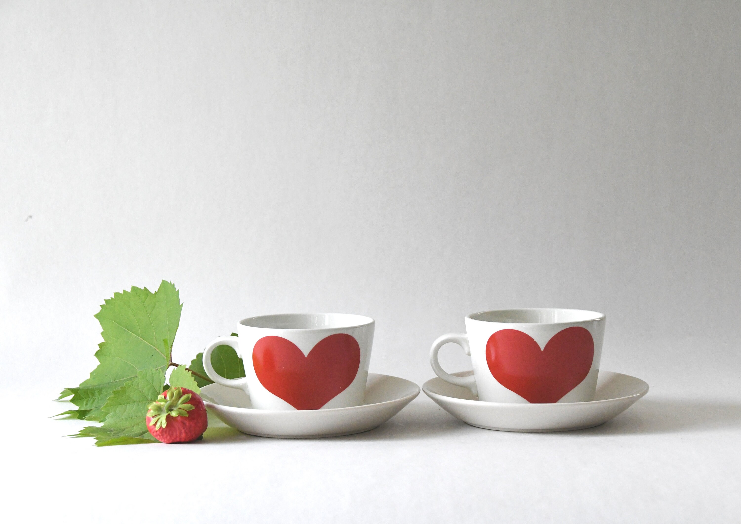 Rare! Arabia Finland. Teema Cups and Saucers. 2 Heart Cups by Kaj