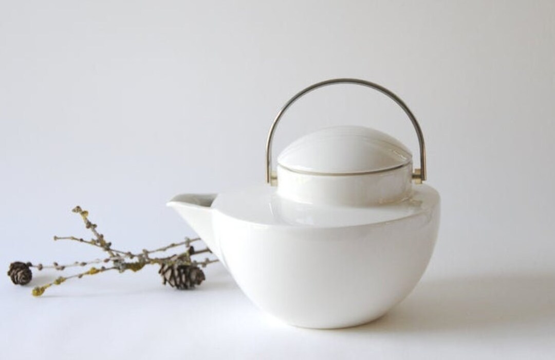 Arabia Finland Teapot. Design by Ole Palsby Model OP. Finnish Etsy