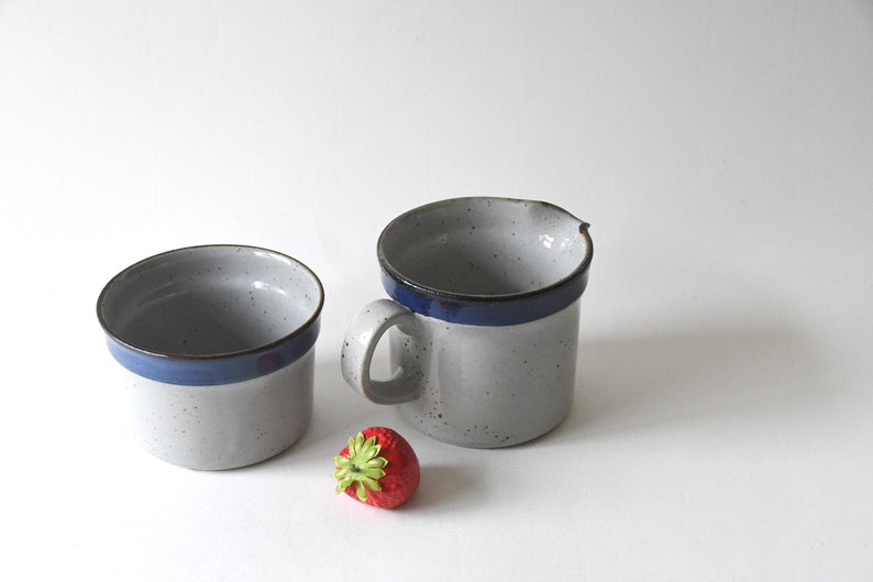 Sugar and Creamer set. Danish Modern Design CHRISTINE. Knabstrup Pottery Denmark. 1960s. Modernist Stoneware image 8