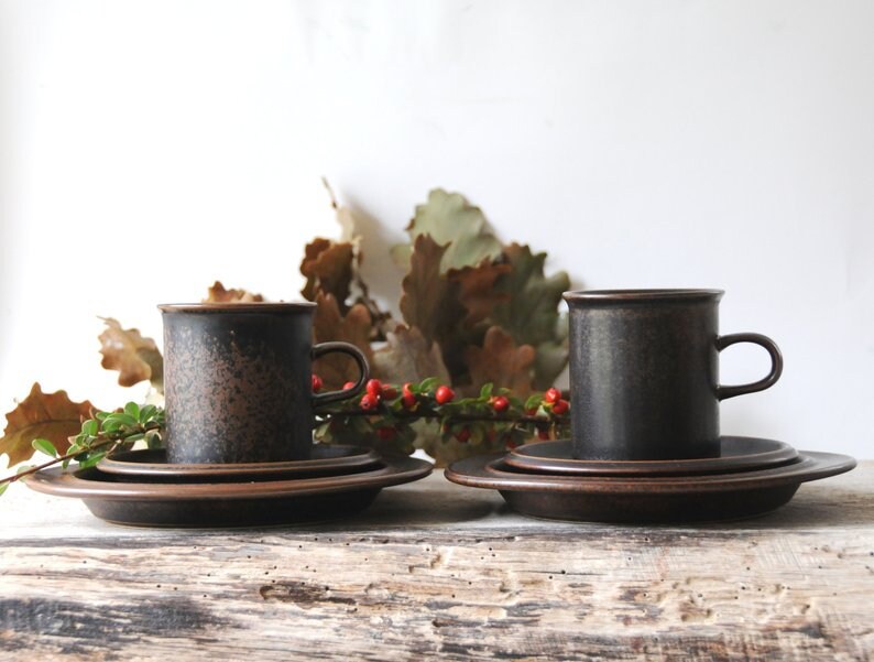 Arabia Finland Two Ruska Coffee Cups Saucers and Plates by Ulla