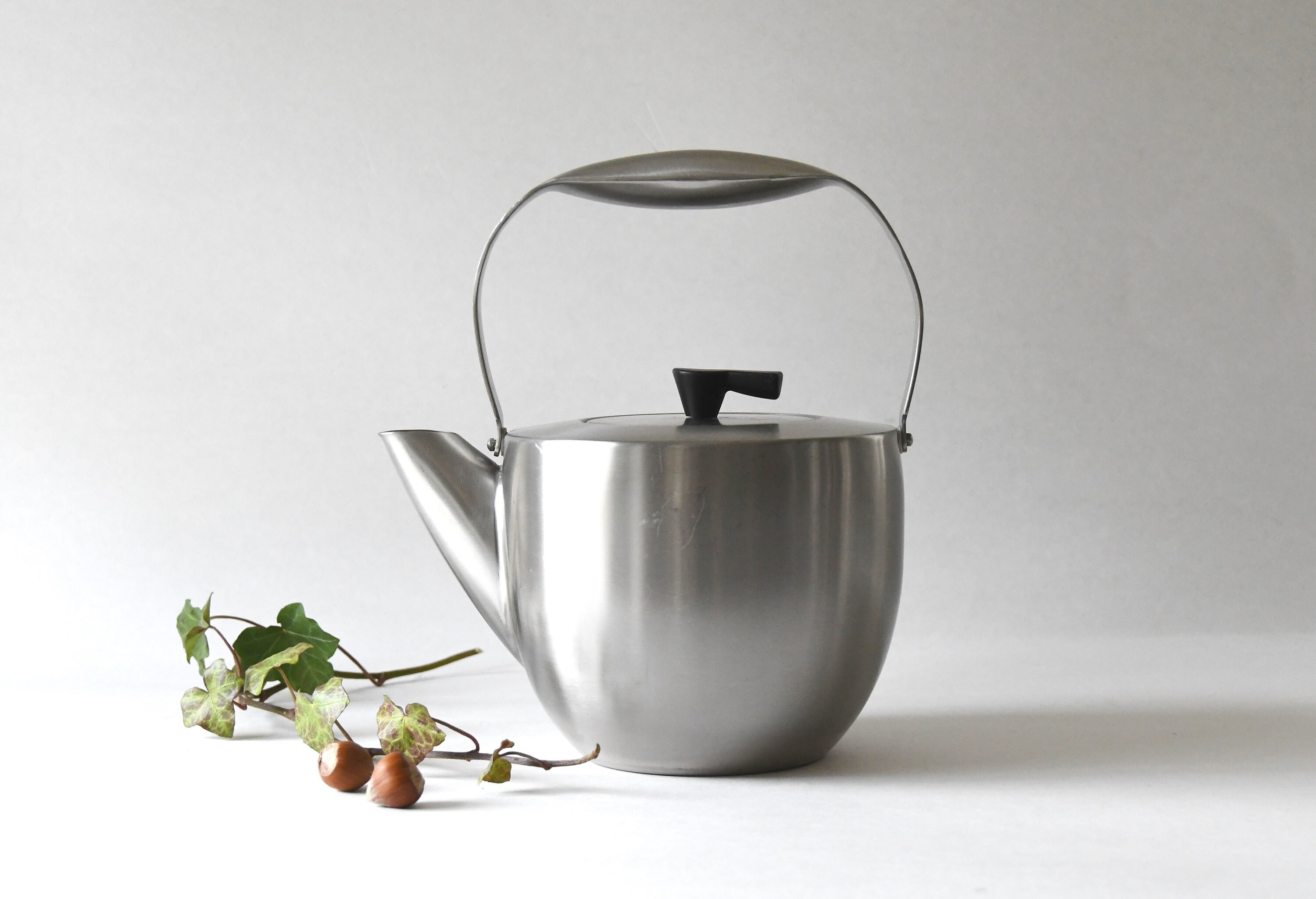 Bodum Teapot, Jorgensen Design COLUMBIA, Vintage Brushed Stainless