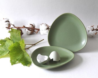 Vintage Höganäs Plates. Two Triangle salad plates, Design by Marie Louise Hellgren. Apple Green Scandinavian Modern stoneware. Collectible