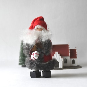 BUTTICKI de Noël scandinave Tomte / Gnome / Mom Elf Décorations en bois rétro suédoises pour les vacances de Noël image 1
