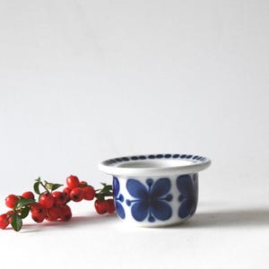 Rörstrand Schweden. Eierbecher. MON AMIE von Marianne Westman