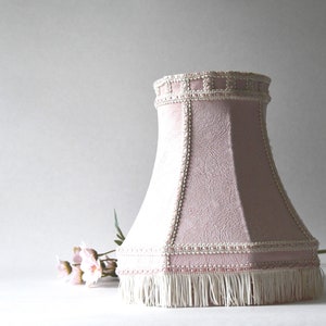 Parisian Boudoir lampshade. 1950s Pastel Pink Clip on Vintage Lamp Shade with silk Trim. French beautiful romantic shade with lightbulb clip
