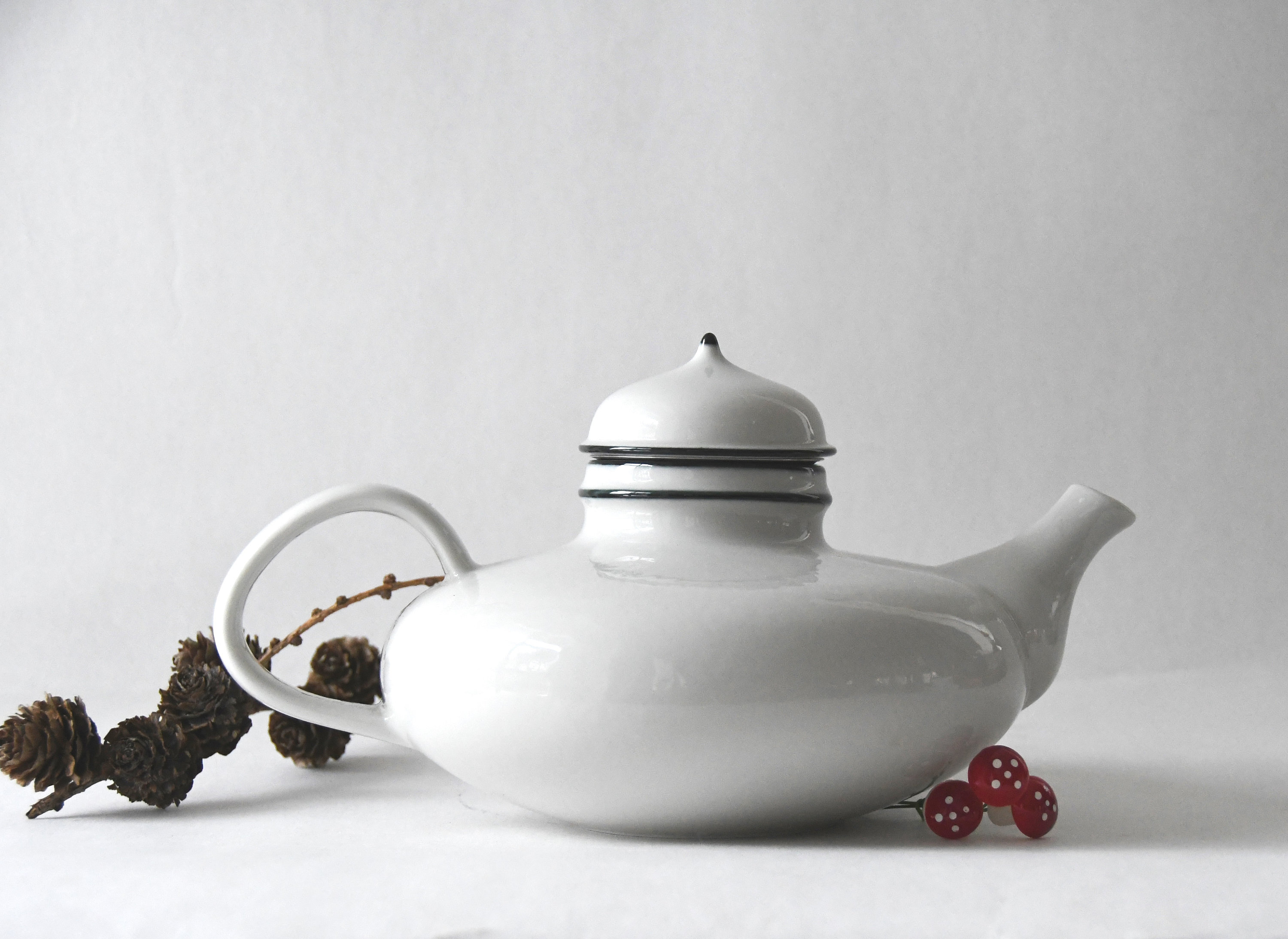 希少 北欧  ⁄ Inger Persson トリのオブジェ Inger Persson POP Teapot With Infuser. Rörstrand 1968