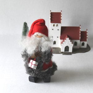 BUTTICKI de Noël scandinave Tomte / Gnome / Mom Elf Décorations en bois rétro suédoises pour les vacances de Noël image 4