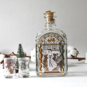 Holmegaard Christmas liquor glass bottle 2001. Design by Michael Bang and Jette Frölich. Scandinavian vintage collectible Christmas Decor