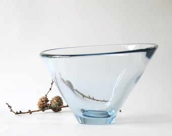 Per Lutken for Holmegaard. THULE bowl. Aqua blue crystal. Scandinavian modern Art glass. Signed - Danish design