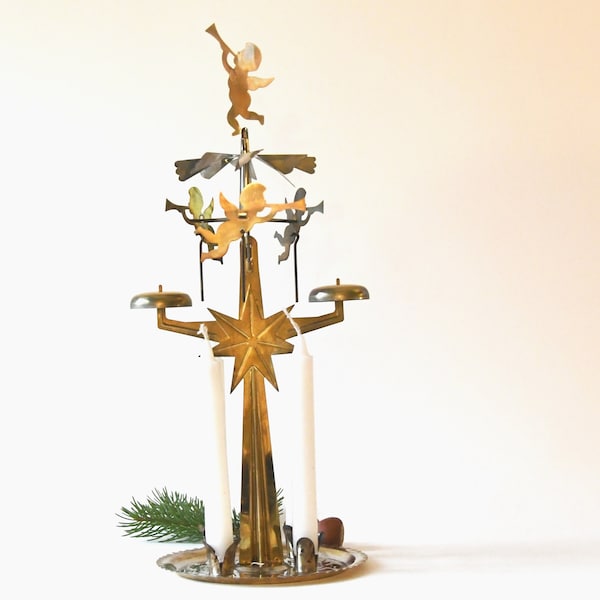 Carillon angelo in ottone vintage svedese. Angelo Chime Natale nordico. portacandele. Portacandele natalizio scandinavo