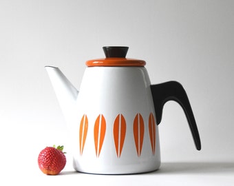 Lotus Cathrineholm. Coffee/ Teapot by Grete Prytz Kittelsen. Orange and White Mid-century Modern Kettle. Scandinavian