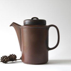 Arabia Finland. Teapot by Ulla Procope. RUSKA Autumn Leaves, Tea / Coffee Pot. Iron Oxide Glaze. Scandinavian MCM Tea pot