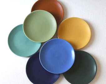 Vintage Höganäs Lunch Plates. Swedish Design by Marie-Louise Hellgren. Scandinavian Modern with Color Variations. Tableware. Gift for Her