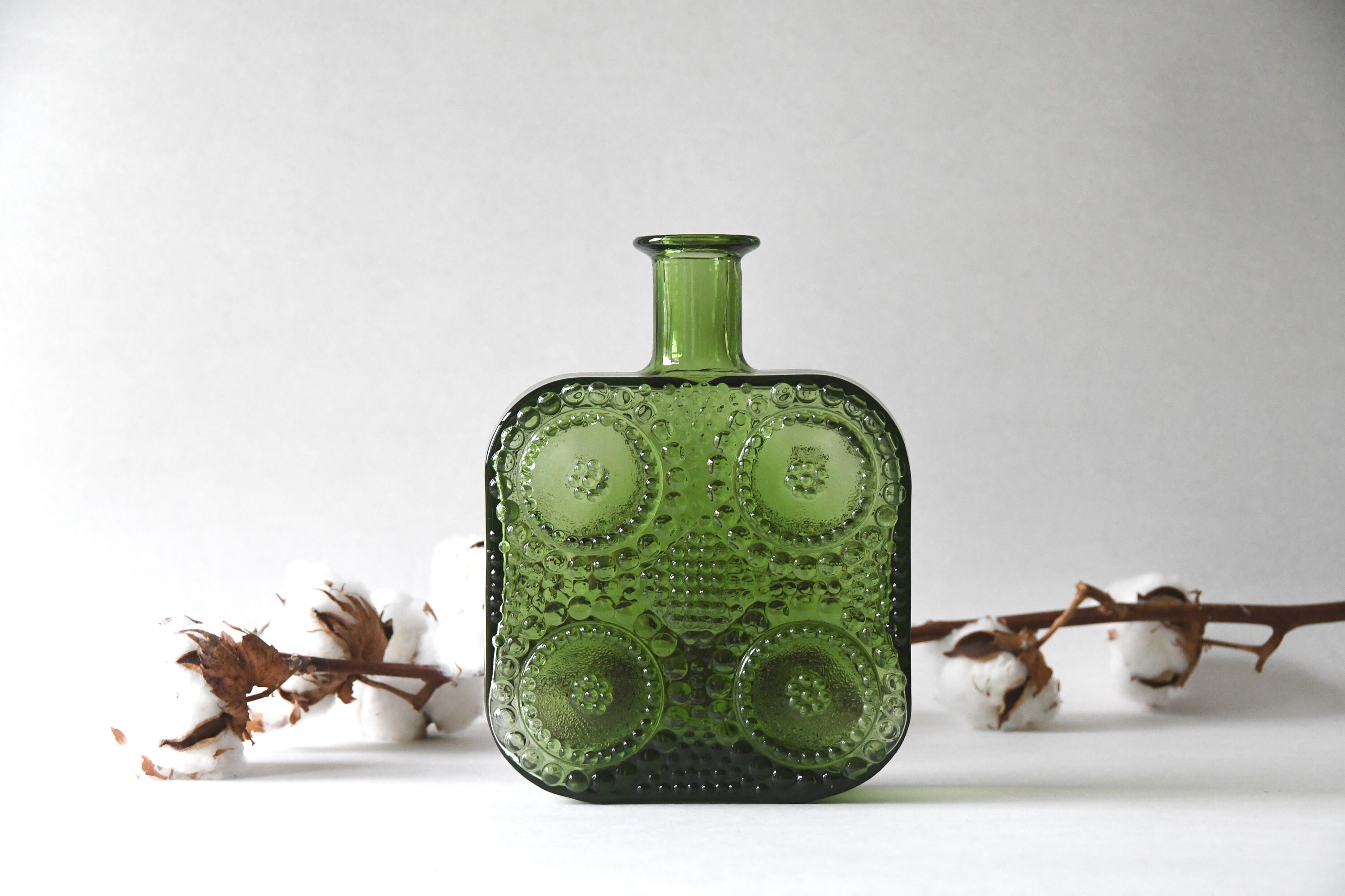 Nanny Still GRAPPONIA Bottle Vase for Riihimäen Lasi 1964. Finnish