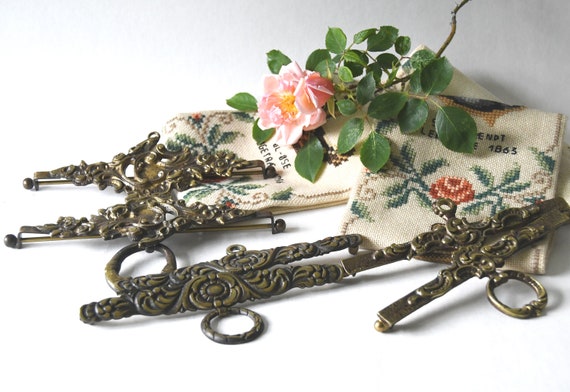Embroidery Hangers. 6.5 Bell Pull Hardware Bar for Tapestry