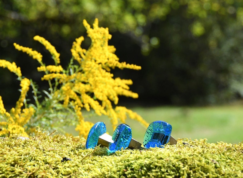 Swedish Cabinet Glass Knobs. Mid Century 1960s. Set of 3 Turquoise Drawer pulls / hangers, Lindshammar Miller. Scandinavian modern home image 5