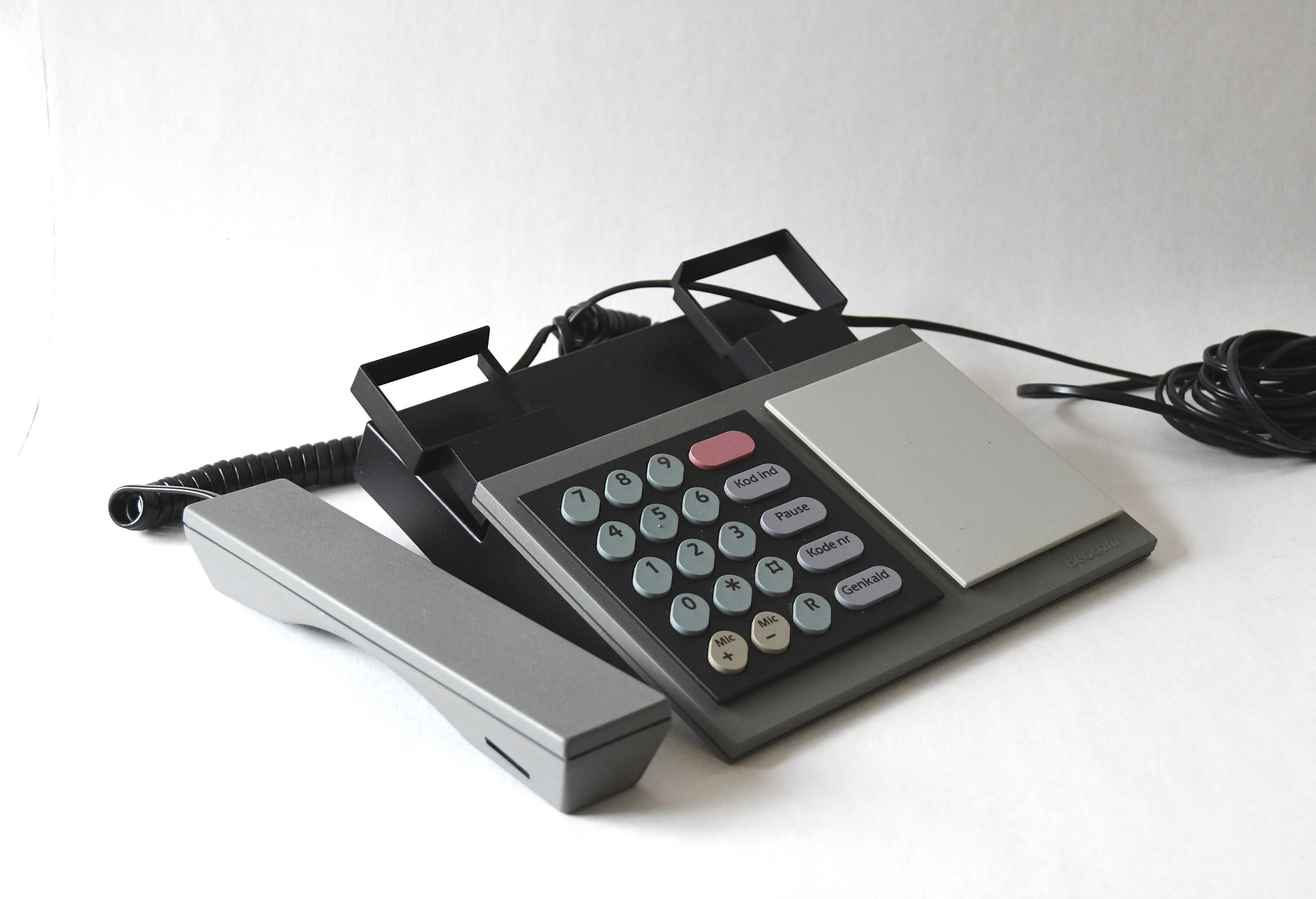 BANG & OLUFSEN Beocom Phone. Corded Analog, Modernist Telephone