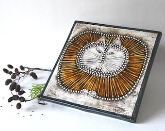 Lisa Larson Cat Tile. Gustavsberg Sweden. Beautiful Lazy Cat