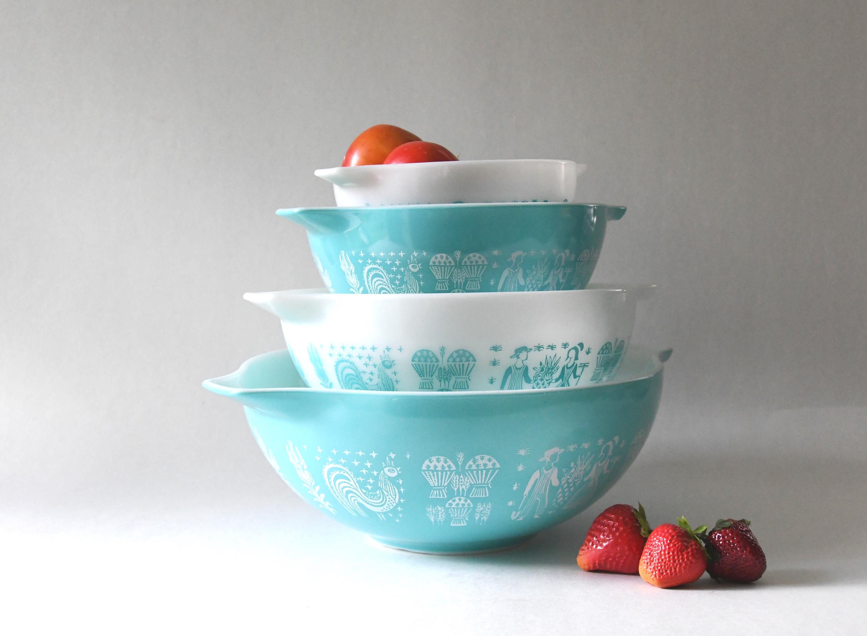 Pyrex 138 Vintage Pyrex Cinderella Bowl Set. Amish Butterprint Turquoise & White ...