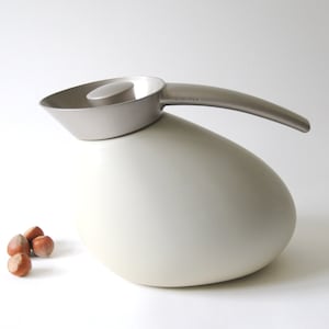 Georg Jensen Termos Quack. Moderne Thermo Kaffee Karaffe Kanne. Designerin Maria Berntsen Denmark