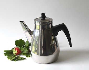 Scandinavian Modern Kockums Coffee pot by Arne Erkers. Stainless steel Kettle / Tea Pot. Made in Sweden. Mid Century Modern Design. 1950s