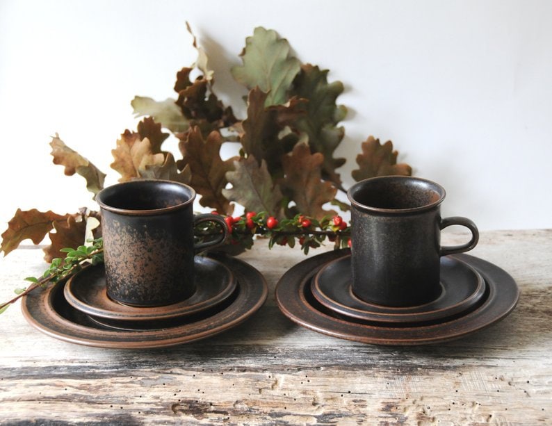 Arabia Finland Two Ruska Coffee Cups Saucers and Plates by Ulla