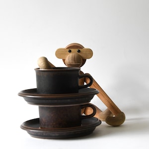 Arabia Finland Two Ruska Espresso Coffee Cups and Saucers by Ulla Procope. Pair - Modern Stoneware. Mid century Demitasse cups