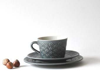 Trio di tè Quistgaard Azur. Piattino e piattino per tazza. Design danese. Kronjyden. AZZURRO di metà secolo. Scandinavo moderno