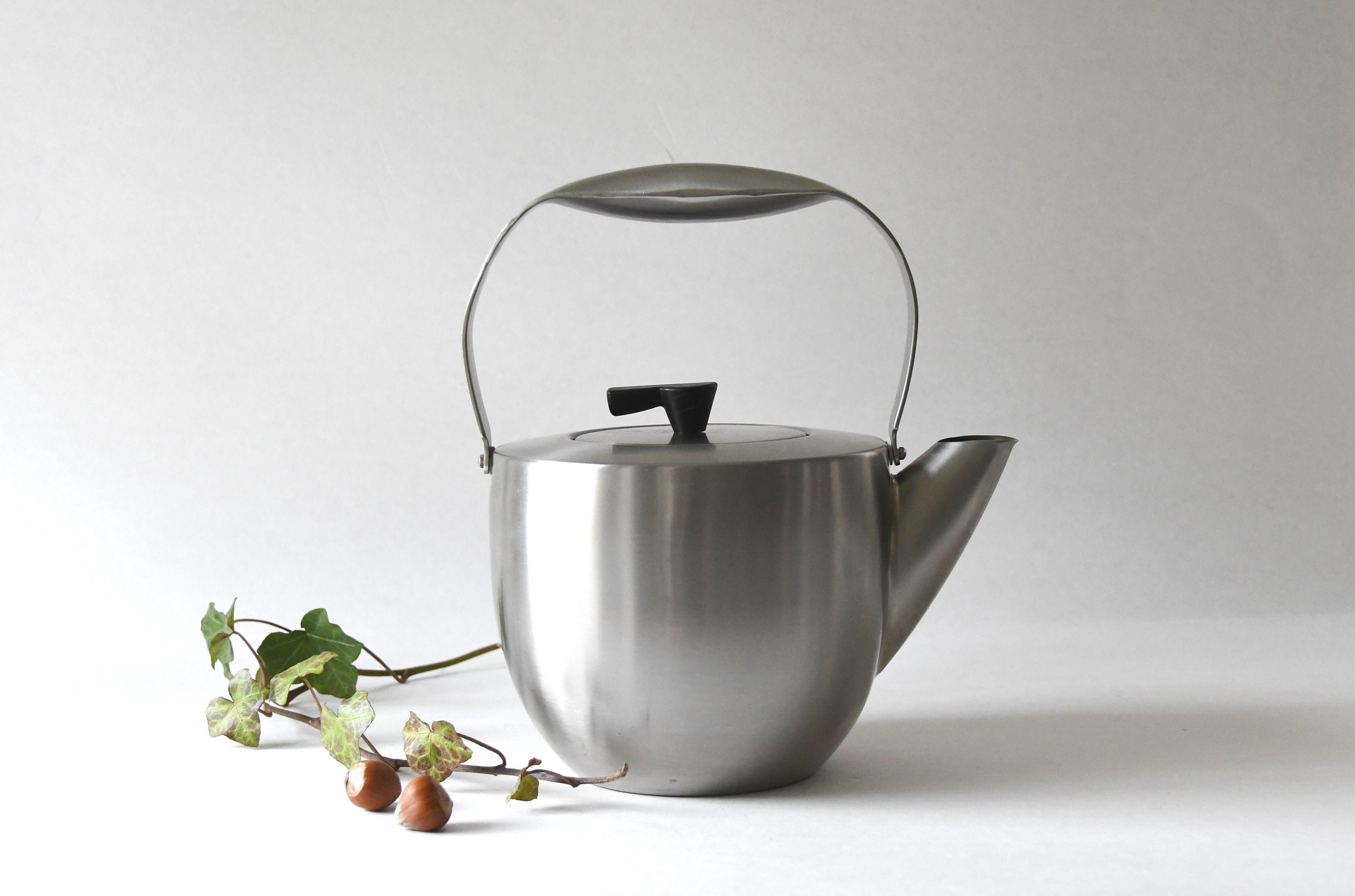 Bodum Teapot, Jorgensen Design COLUMBIA, Vintage Brushed Stainless