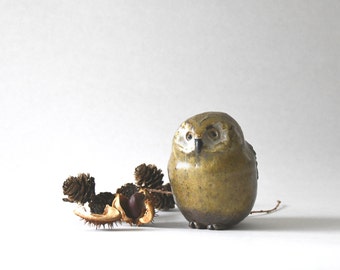 Owl from LOMMA Studio by Gunnar Hansson. Swedish Owl Sculpture. Unique Stoneware figurine. Scandinavian stoneware 1970s