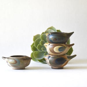 Dybdahl Denmark Birds. Miniature Bowl/ Egg Cup / Salt Cellar. Highly Collectible! Margrethe Dybdahl Mid-century Ceramic Handpainted 1960s