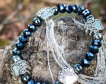 Claire’s PAWS: Dog Lover Bracelets