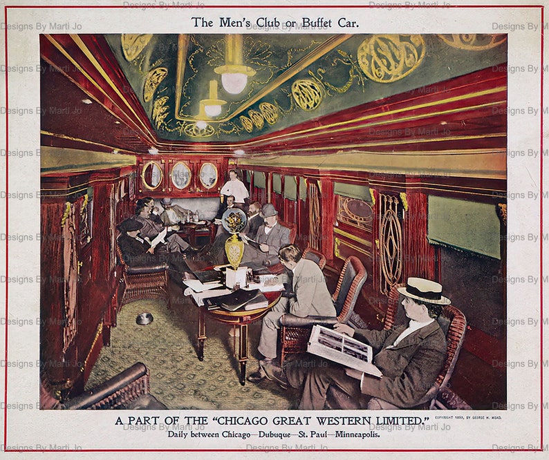 Pode incluir: Uma vista interior vintage de um vag&atilde;o de trem com pain&eacute;is de madeira, assentos de pel&uacute;cia e detalhes dourados ornamentados. O vag&atilde;o est&aacute; etiquetado como "The Men's Club or Buffet Car." e "A PART OF THE "CHICAGO GREAT WESTERN LIMITED." Daily between Chicago - Dubuque - St. Paul - Minneapolis."