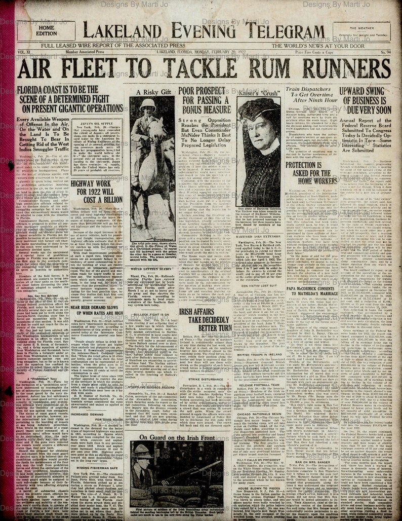 Puede incluir: Un recorte de peri&oacute;dico en blanco y negro del Lakeland Evening Telegram, fechado el 6 de febrero de 1922. El titular dice "Air Fleet to Tackle Rum Runners". El art&iacute;culo trata sobre la lucha contra los contrabandistas de ron en la costa de Florida, la protecci&oacute;n de los trabajadores dom&eacute;sticos y la situaci&oacute;n en Irlanda.