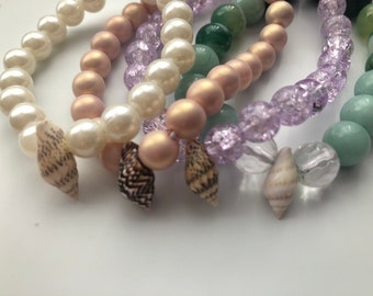 Pulseras con cuentas con encanto de concha