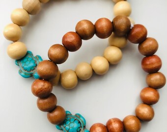 Pulsera de cuentas de madera con encanto de tortuga turquesa