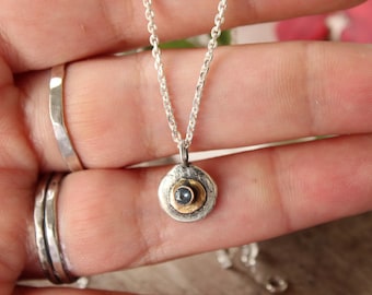 Colgante de oro de 14 k y plata esterlina con zafiro Montana, diamante, moissanita o piedra de nacimiento