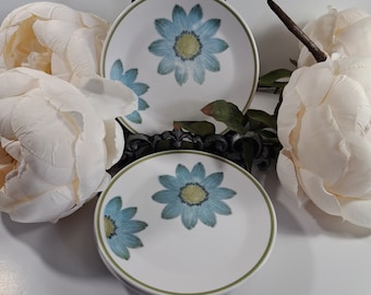 Noritake Progression China Saucers (Set of 4): UpSa Daisy Blue Floral