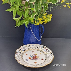 Vintage Bavaria Schumann Reticulated Plate: Pink Floral Bouquet