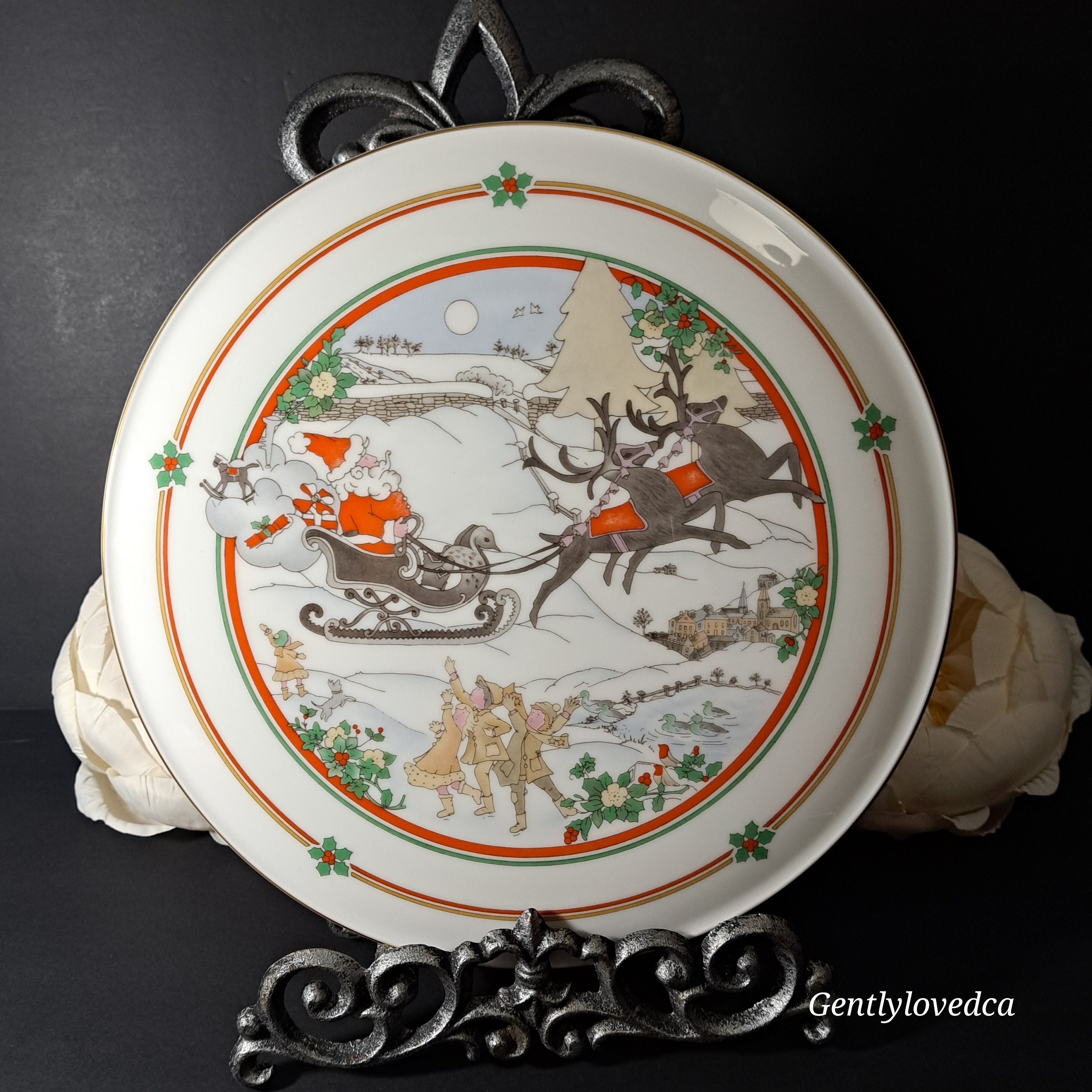 Vintage Royal Doulton Cake Plate Sleighride, Bone China Vintage Royal Doulton Cake Plate Sleighride, Bone China
